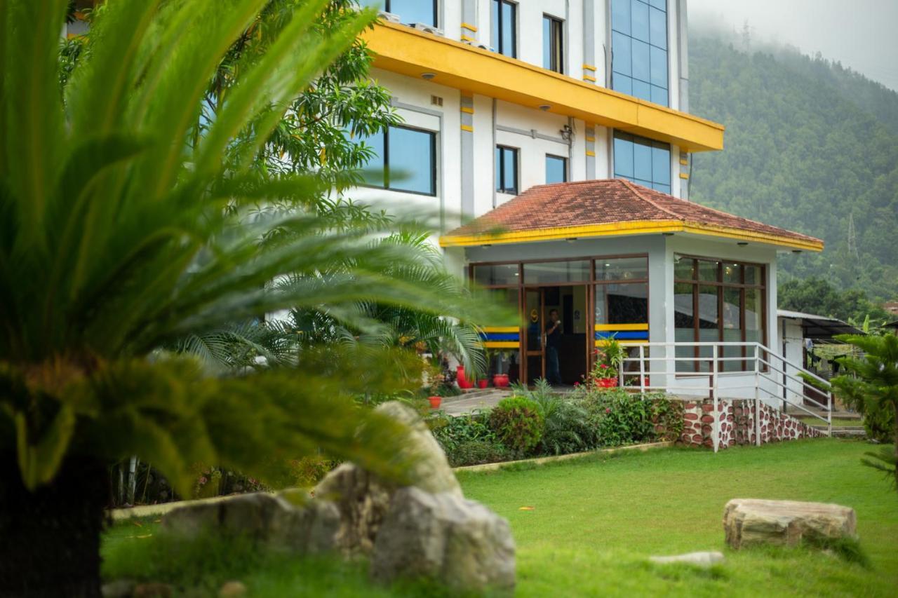 Siddhartha Riverside Resort, Chumlingtar Makaising Extérieur photo